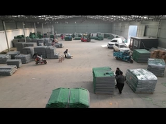 Montage und Lagerung von Verteidigungsbarrieren