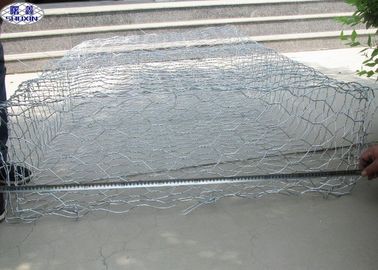 PVC beschichtete galvanisierten 2mm Gabion Wand-Stützmauer-sechseckigen Maschendraht