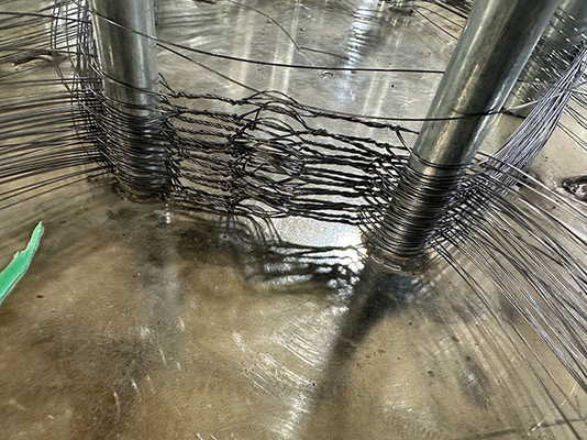Nicht auffällige Hindernisse Behälter Barriere Mesh Tank Spur Wickeldrahtmasch