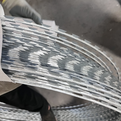 500 M Stacheldraht mit galvanisiertem Rasierschutz