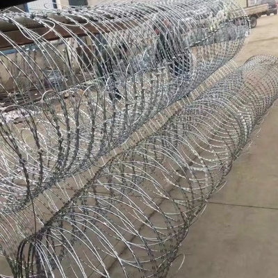 Hochwertige Stacheldraht 0,5 mm bis 5,0 mm Stacheldraht Galvanisiert B bis 12 Galvanisiert Stacheldraht Schutz