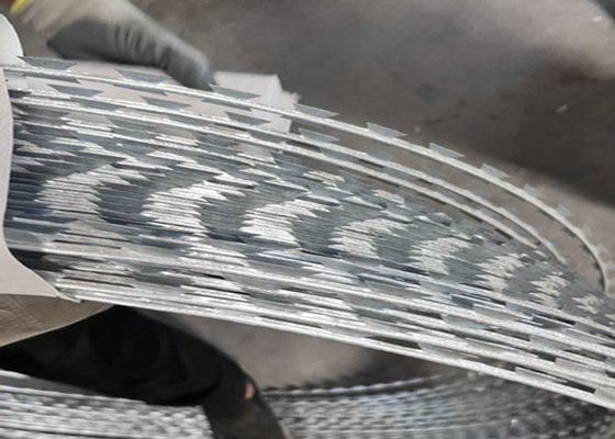 Spirale gerade Linie und Kreuz-Typ Razor Stacheldraht verfügbar BTO-12