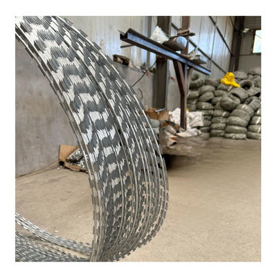 Großhandelspreis Anti-Climb Razor Stacheldraht Flughafen Gefängnis Galvanisierter Zaun