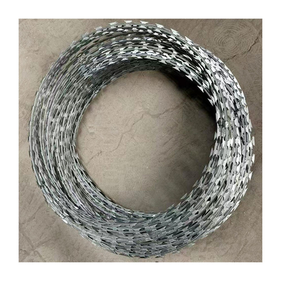 Fabrik CBT-65 Razor Coil Draht Heißverzinkte Niedrigpreis PVC beschichtet Zaun Roll