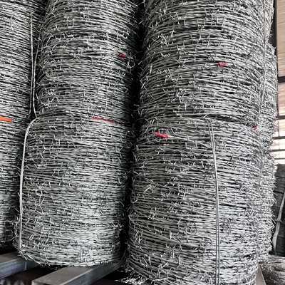 Hot Dip Galvanized Zaun hochspannbar Stacheldraht 1,6Mm 300M
