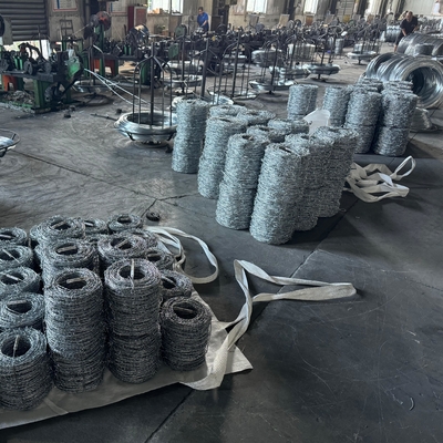 1.6 mm 500 m 25 kg/Rolle Galvanisiertes Stacheldraht Heiß getaucht