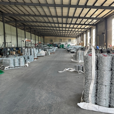 Fabrik Warmgetippt Galvanisierter Stacheldraht für Netz Sicherheitszaun 12,5 Gauge 18 Gauge PVC beschichtet Eisen Stacheldraht