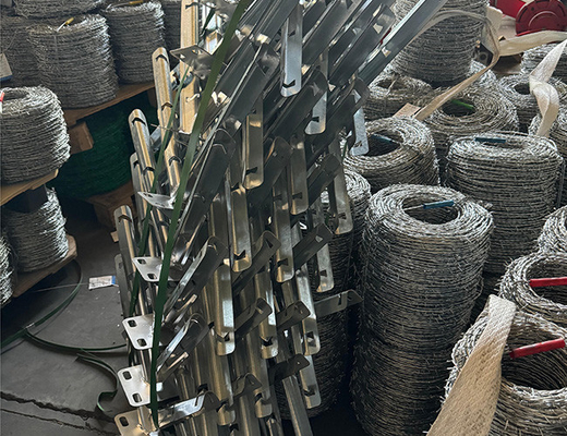 Warmgetränkte galvanisierte Sicherheitsstacheldraht Hochdurchmesserdraht für sichere Grenzen