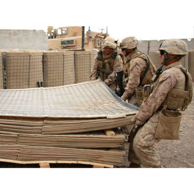 Kohlenstoffarmer Stahldraht schweißte 75*75mm militärische defensive Sperren für Schießen-Feld