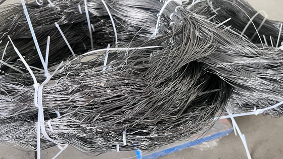 Tank Hindernis Zaun Mesh Unsichtbare Drohne Netz Zaun Tank Barriere Wicker Zaun Drahtnetz Sicherheit Putanka Barriere Ukraine