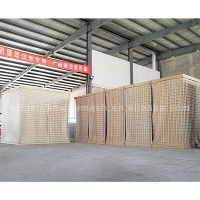 Hole 7.62*7.62 cm Galvanized Galfan Defensive Barrier Used For Shooting Range