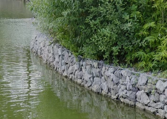 Hexagonale Q235 Gewebte Gabion-Korbinen Steinboxen zum Schutz und zur Unterstützung von Steilungen