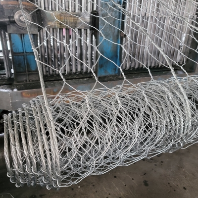 Halten Sie Sea Bank Gabion Basket mit heiß getauchtem Verzinkter Draht für Korrosionsbeständigkeit