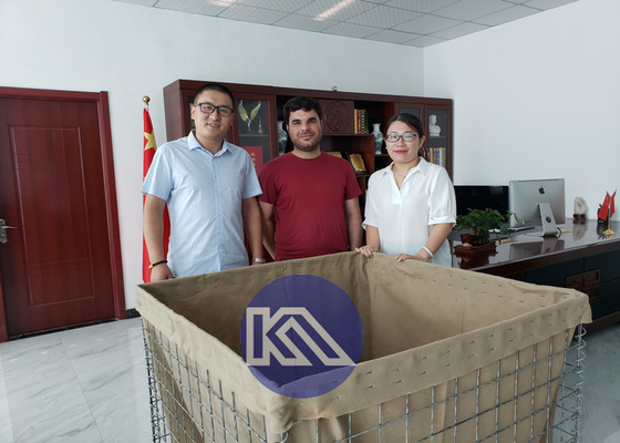 Anti-Korrosions-Schwerlastverzinkte Gabion-Hesco-Schranke