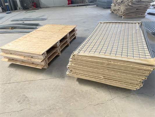 Verzinkte Stahl-Verteidigungsmauer mit 4mm Drahtgeflecht