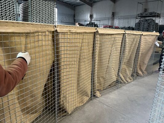 Professionelle LieferungMaßgeschneiderte Klappbarriere Verzinkte Sicherheitsmauer Überschwemmung Abwehrbarriere Explosion Aufbewahrung