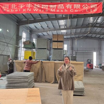 Starke Verteidigungsbarriere für Hochwasserbekämpfung, militärische Verteidigung und Hotelschutz mit langlebigen Materialien und korrosionsbeständigen Oberflächen