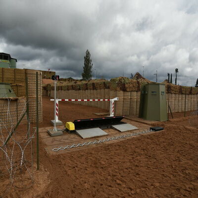 Ballistische Umfang Verteidigung Schutz Schutz Sicherheitsbefestigung Barriere 5 mm Draht Bastion Gabion Wand Sand gefüllt für Überschwemmung Festmauer