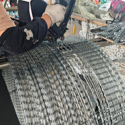 110 cm heiß getauchtes galvanisiertes Rasierschnur.
