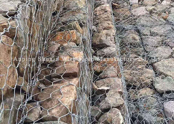 Drei Torsion gesponnene hohe Zink Gabions-Wand-Käfige
