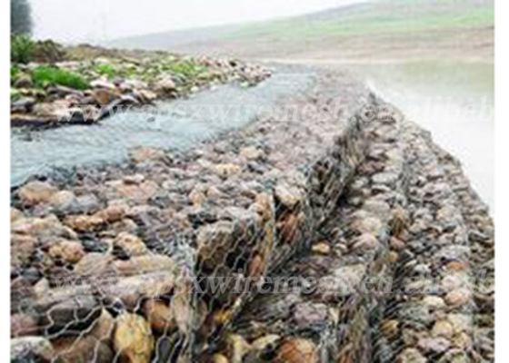 3.7mm doppelter verdrehter Stein füllte Käfig-Hexagon schwer Gabion, welches das Felsen-Brechen verhindert