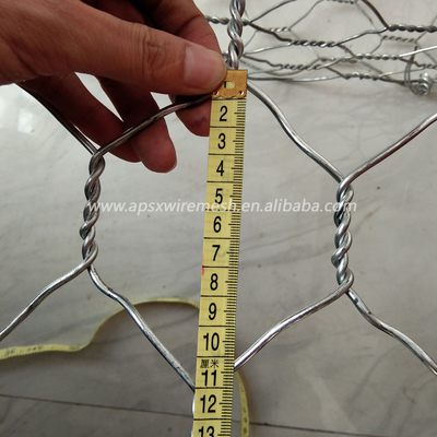 Kohlenstoffarmer Eisen-Draht-Stein Gabion sperrt 8*10 cm Mesh For River Wall Protection ein